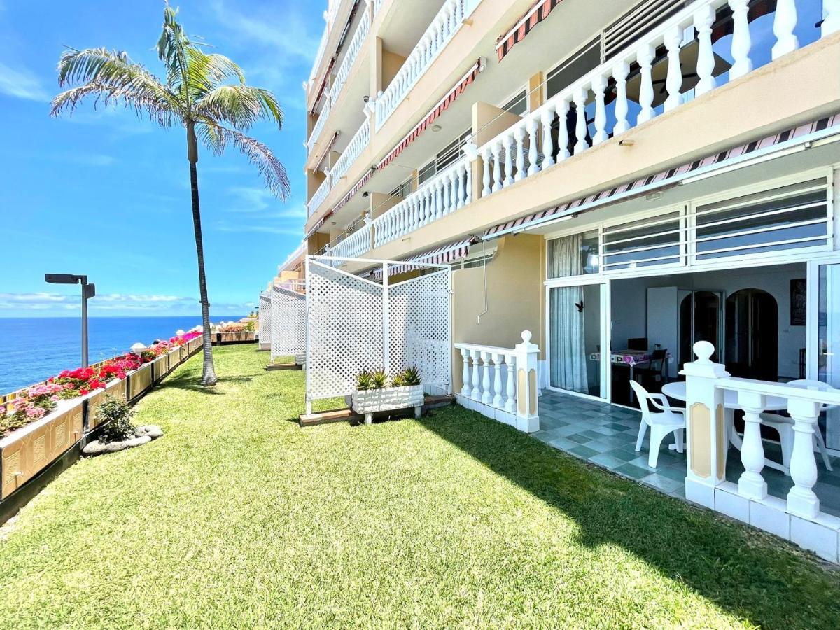 Apartment Studio With Direct View Of The Atlantic, Heated Pool, Wifi, 250 Meters To The Beach Puerto de la Cruz (Tenerife)