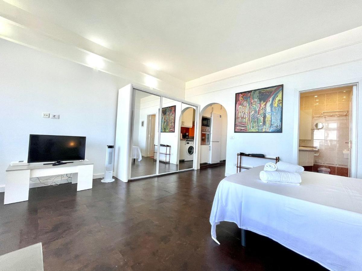 Studio With Direct View Of The Atlantic, Heated Pool, Wifi, 250 Meters To The Beach Apartment Puerto de la Cruz (Tenerife)